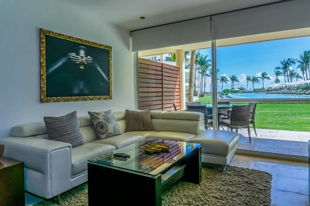 Elements Garden House 11 Condo Playa del Carmen Apartment